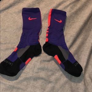 buy nike dri fit socks